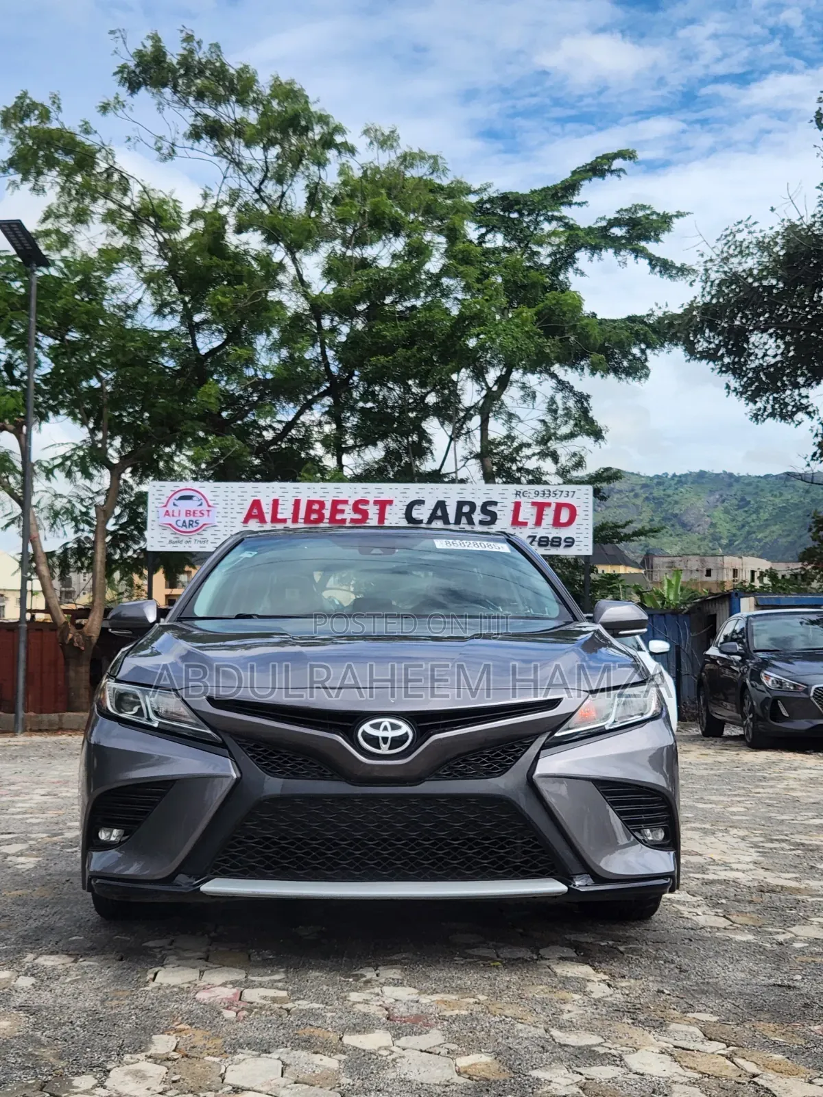Toyota Camry 2019 Gray