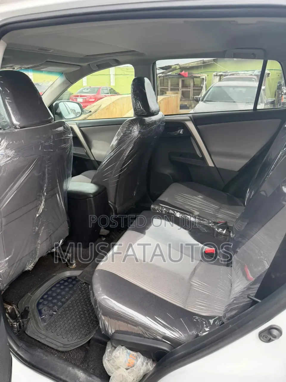 Toyota RAV4 2014 White