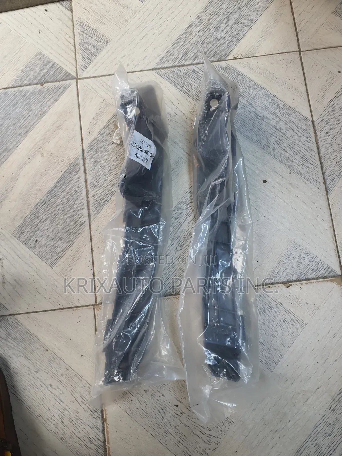 Headlamp Hanger CRV 017
