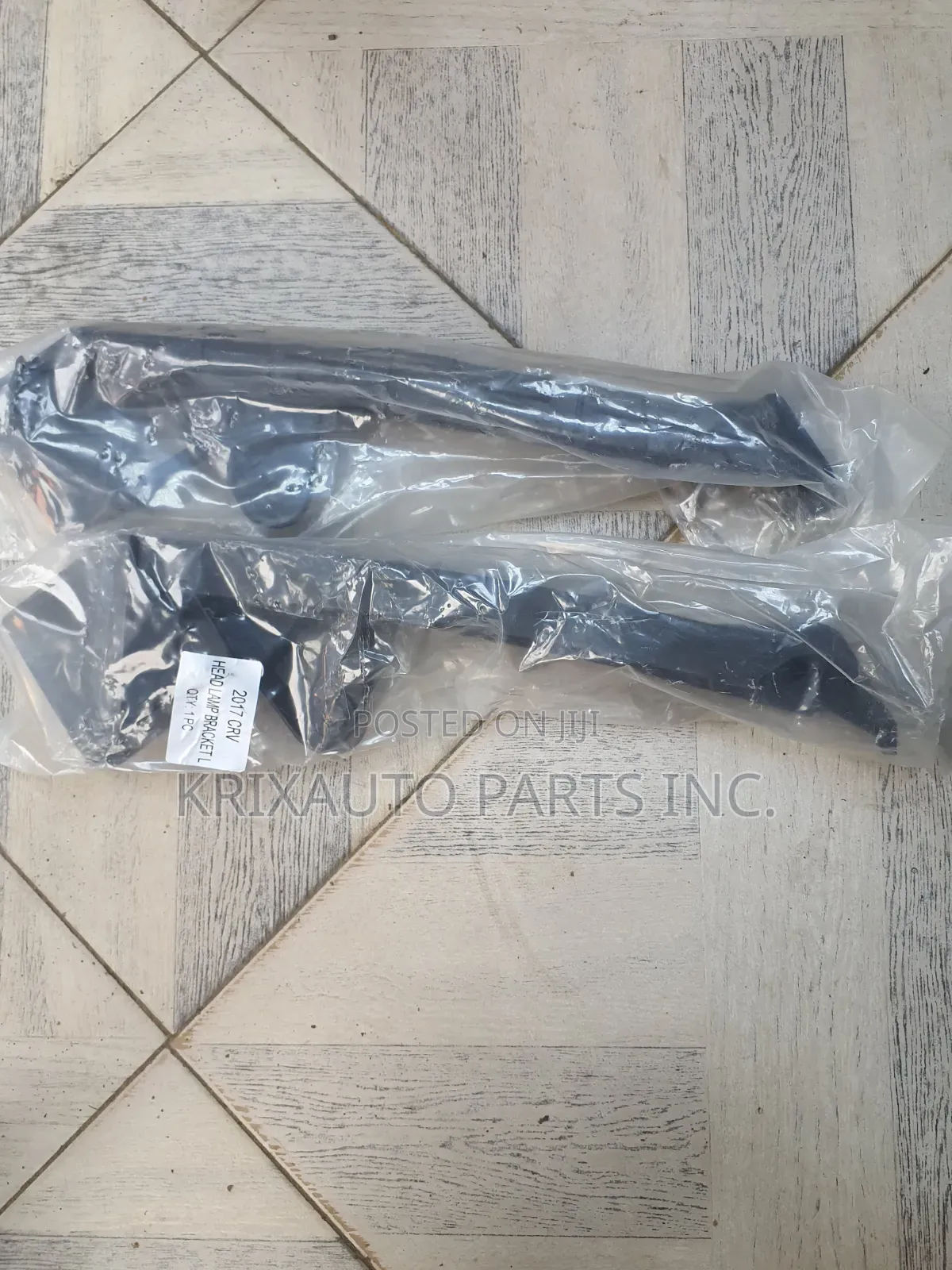 Headlamp Hanger CRV 017