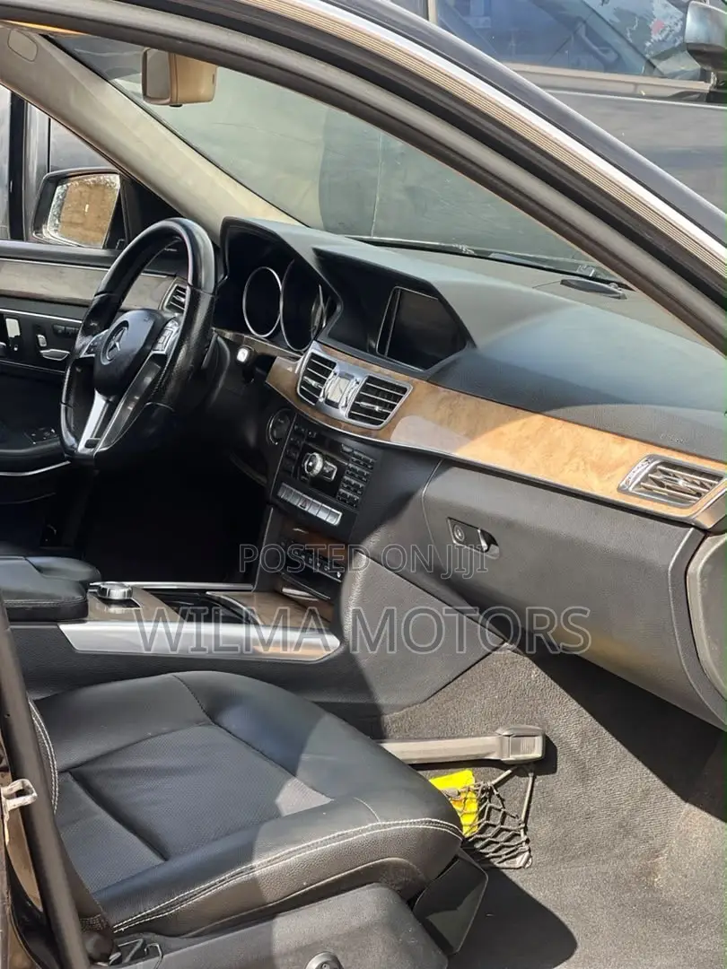 Mercedes-Benz E350 Base 4dr Sedan RWD (3.5L 6cyl 7A) 2014 Black
