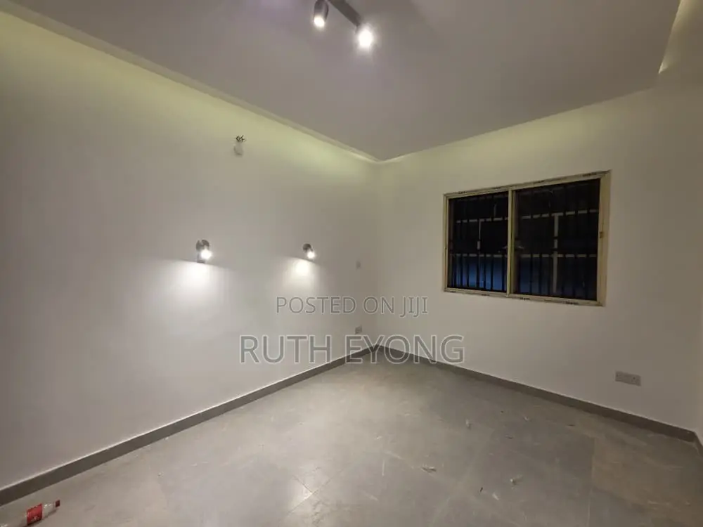 2bdrm Apartment in Magodo, GRA Phase 1 for rent