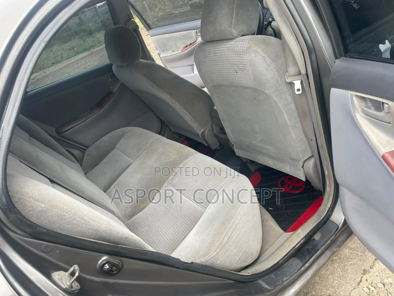 Toyota Corolla LE 2005 Gray