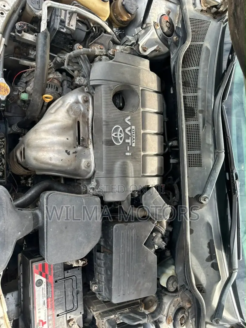 Toyota Camry SE 4dr Sedan (2.5L 4cyl 6AM) 2010 Silver
