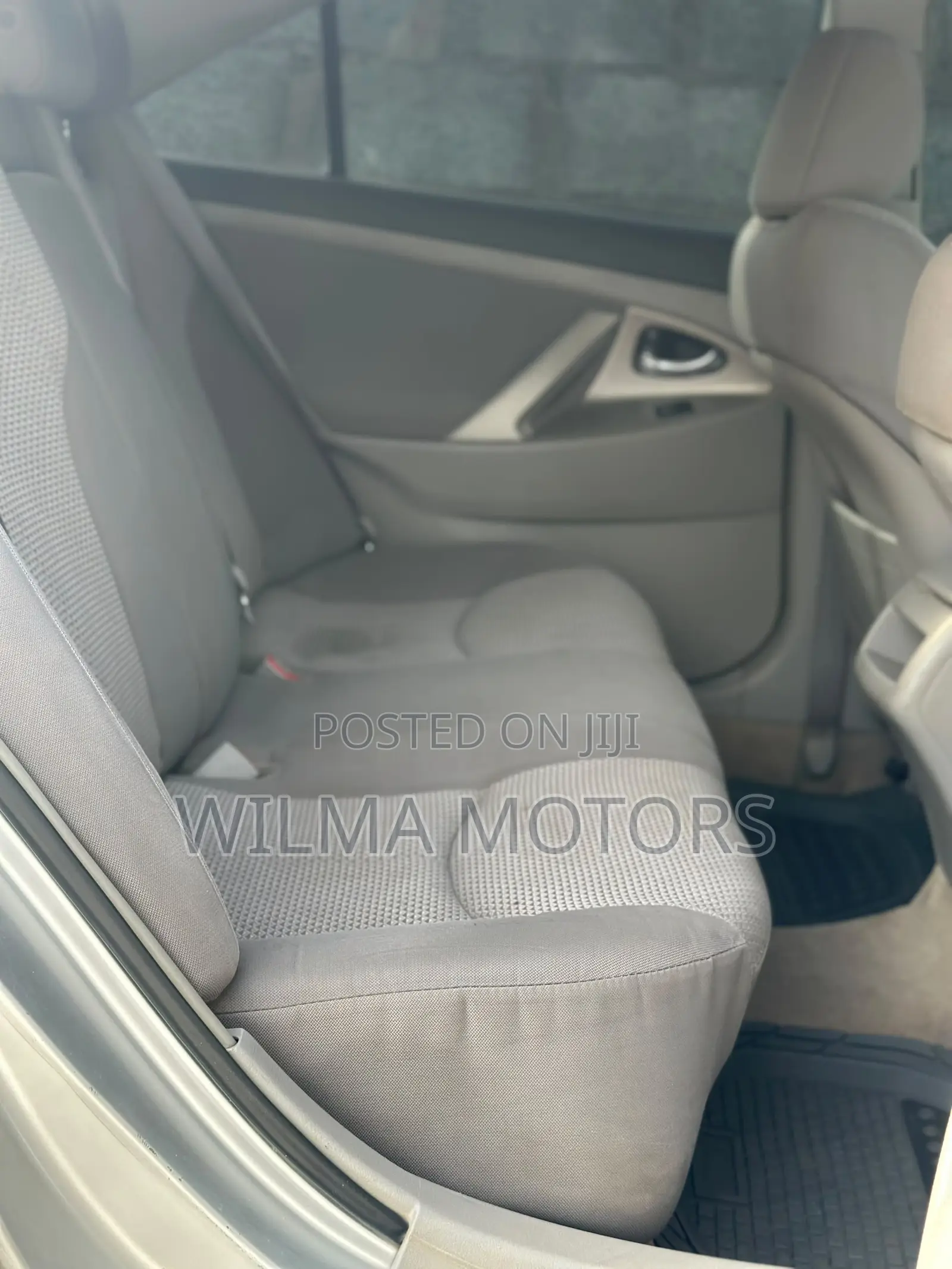 Toyota Camry SE 4dr Sedan (2.5L 4cyl 6AM) 2010 Silver