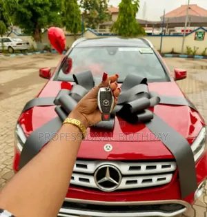 Benz Car Bow in Black, Lagos