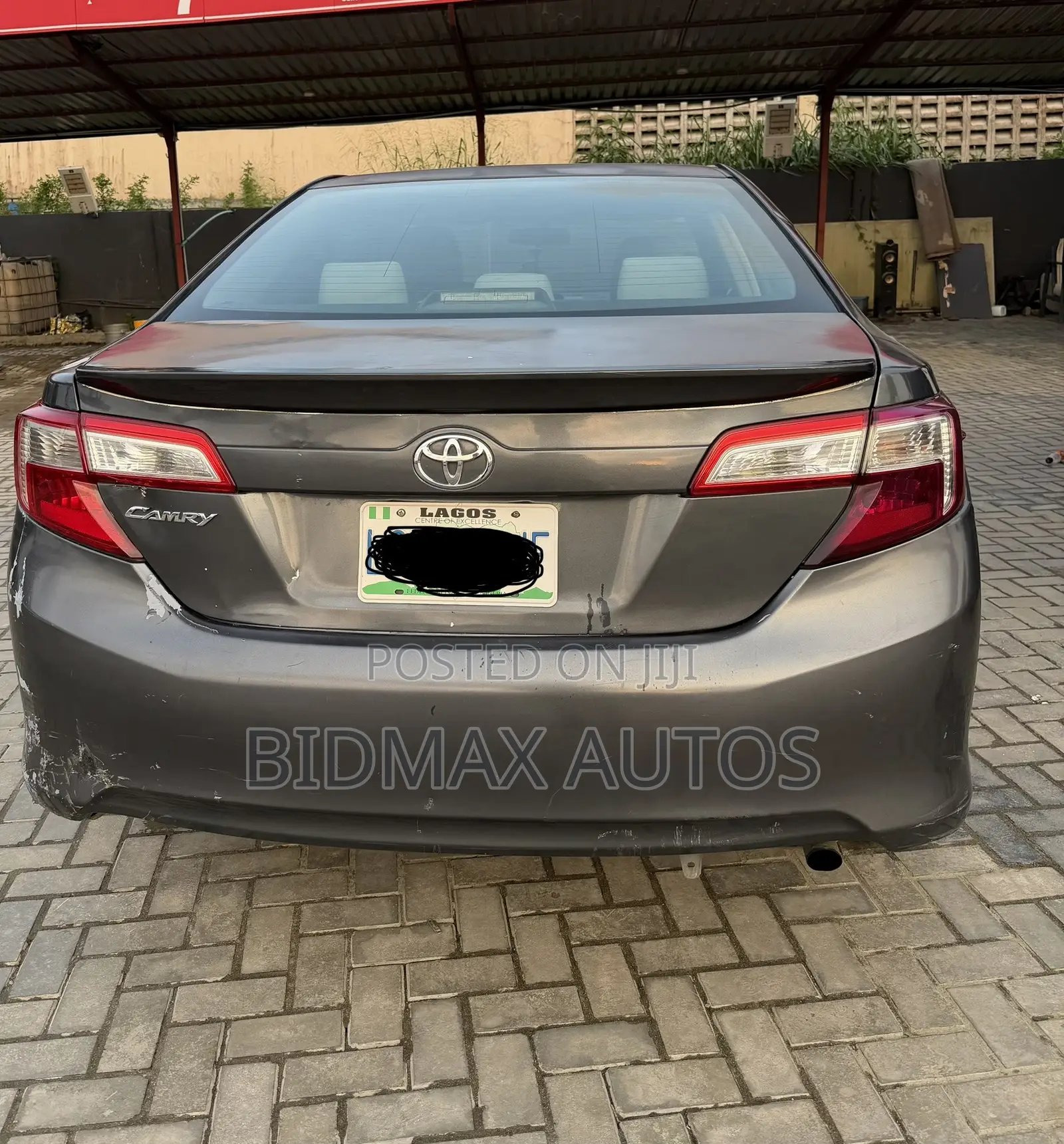 Toyota Camry LE 4dr Sedan (2.5L 4cyl 6A) 2013 Gray