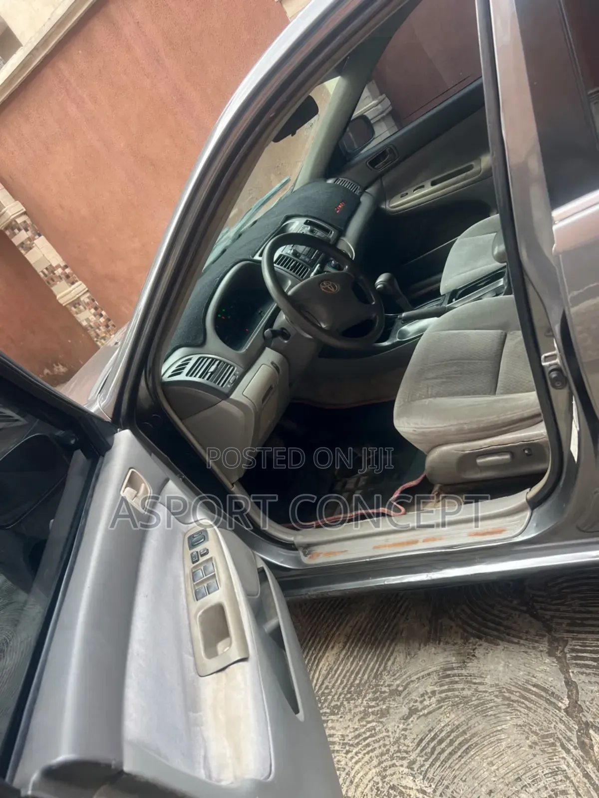 Toyota Camry LE 4dr Sedan (2.4L 4cyl 4A) 2004 Gray