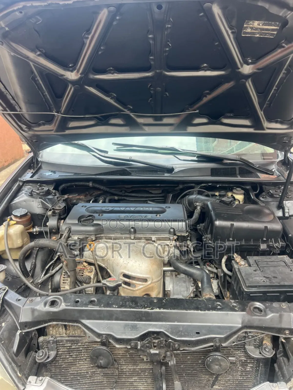 Toyota Camry LE 4dr Sedan (2.4L 4cyl 4A) 2004 Gray