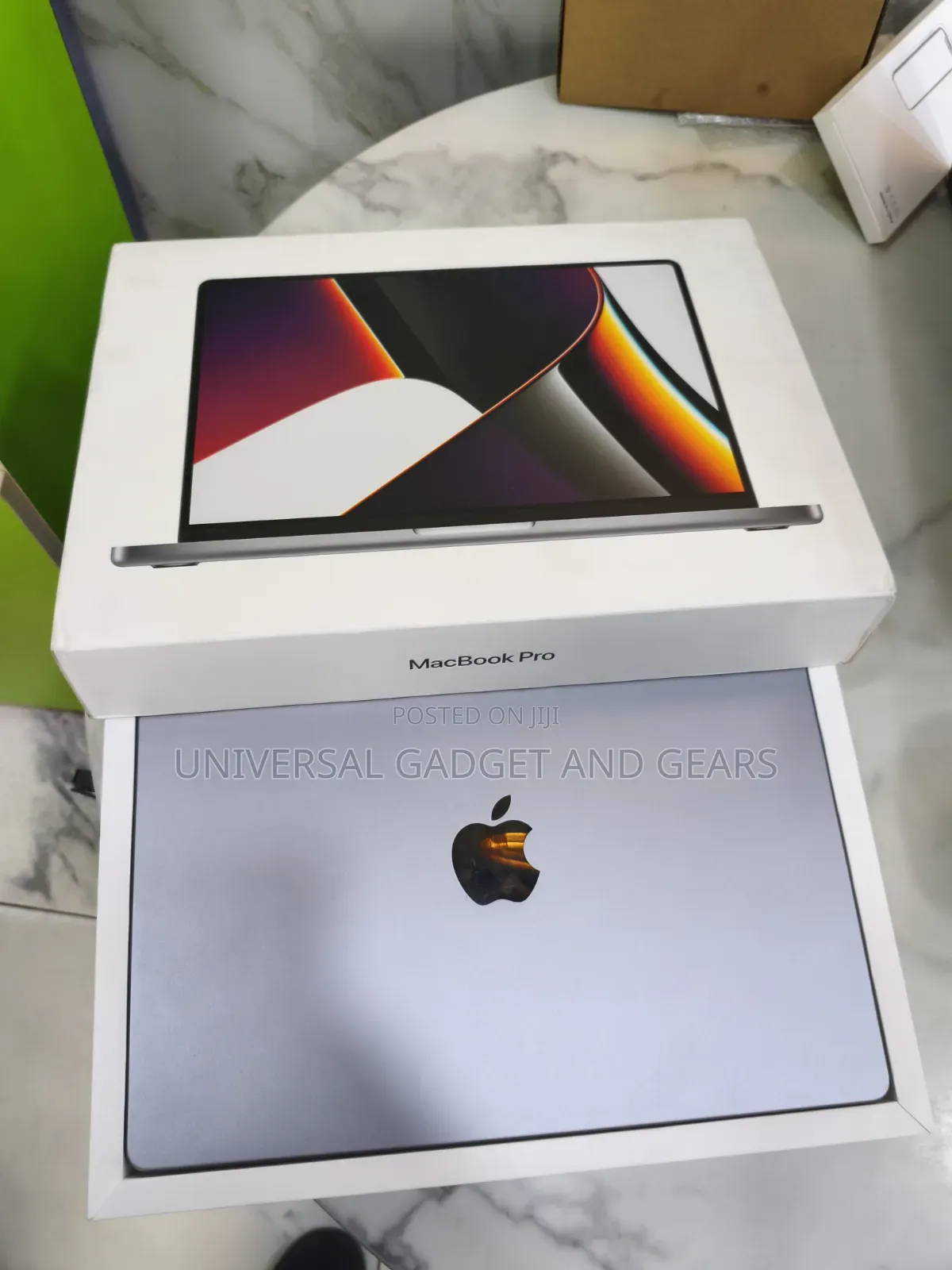 Laptop Apple MacBook Pro 2021 M1 16GB Apple M1 Pro SSD 1T