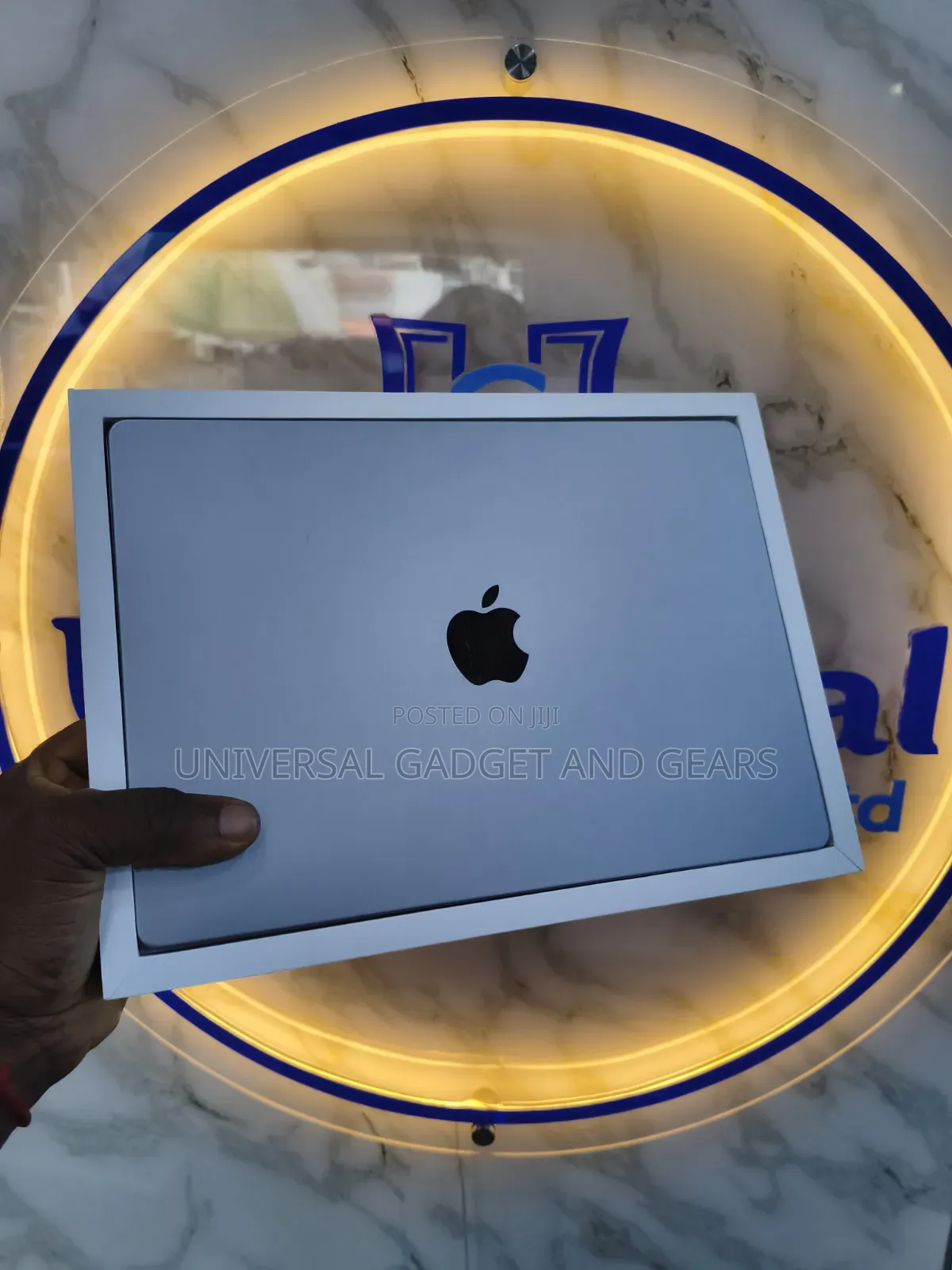 Laptop Apple MacBook Pro 2021 M1 16GB Apple M1 Pro SSD 1T