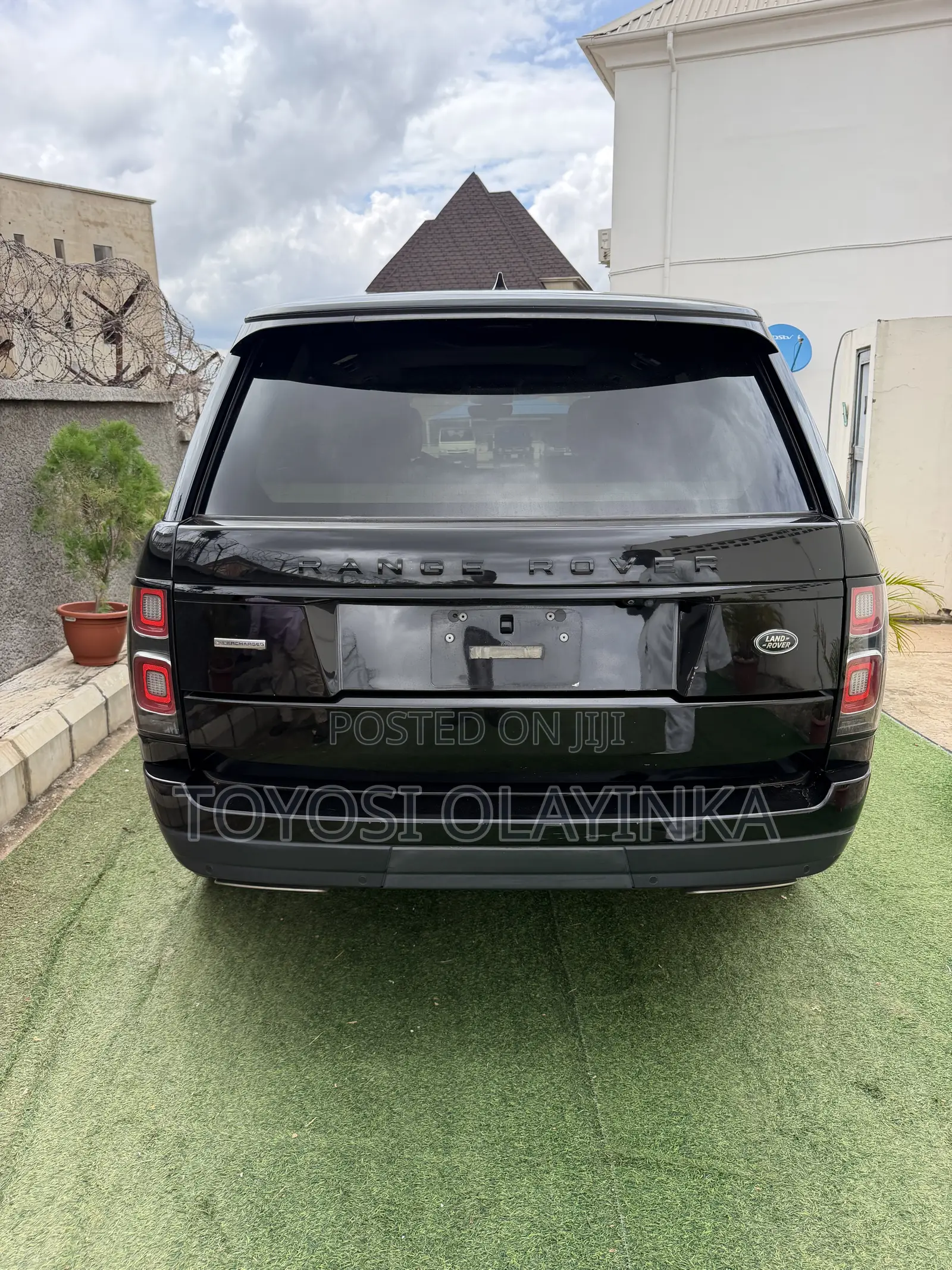 Land Rover Range Rover Vogue 2018 Black