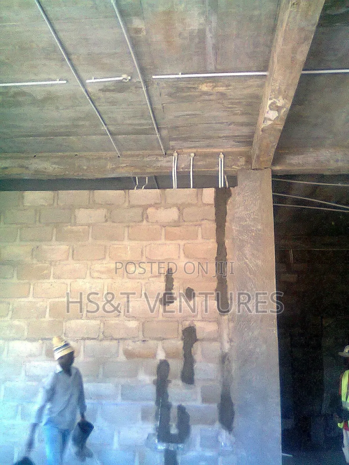 Professional Electrician (Electrical Wiring Maintenance) Services