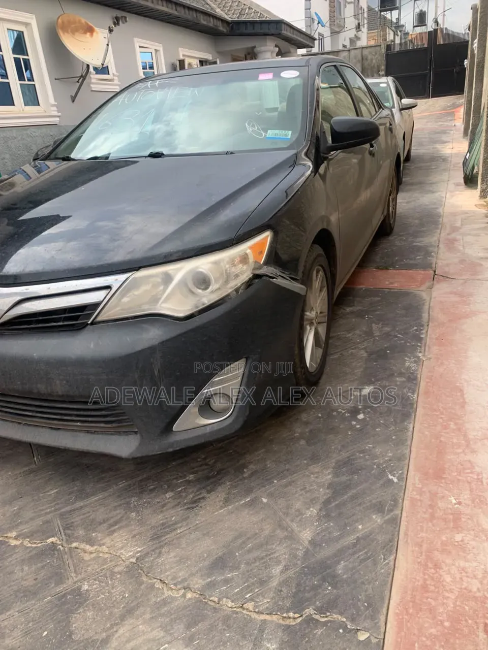 Toyota Camry XLE V6 4dr Sedan (3.5L 6cyl 6A) 2012 Black