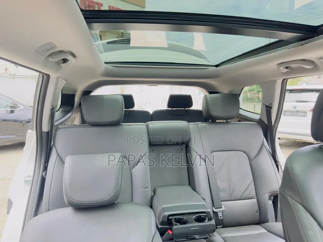 Hyundai Santa Fe Limited AWD 2017 White