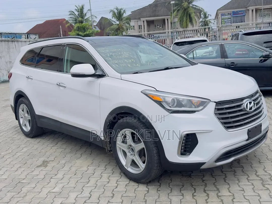Hyundai Santa Fe Limited AWD 2017 White