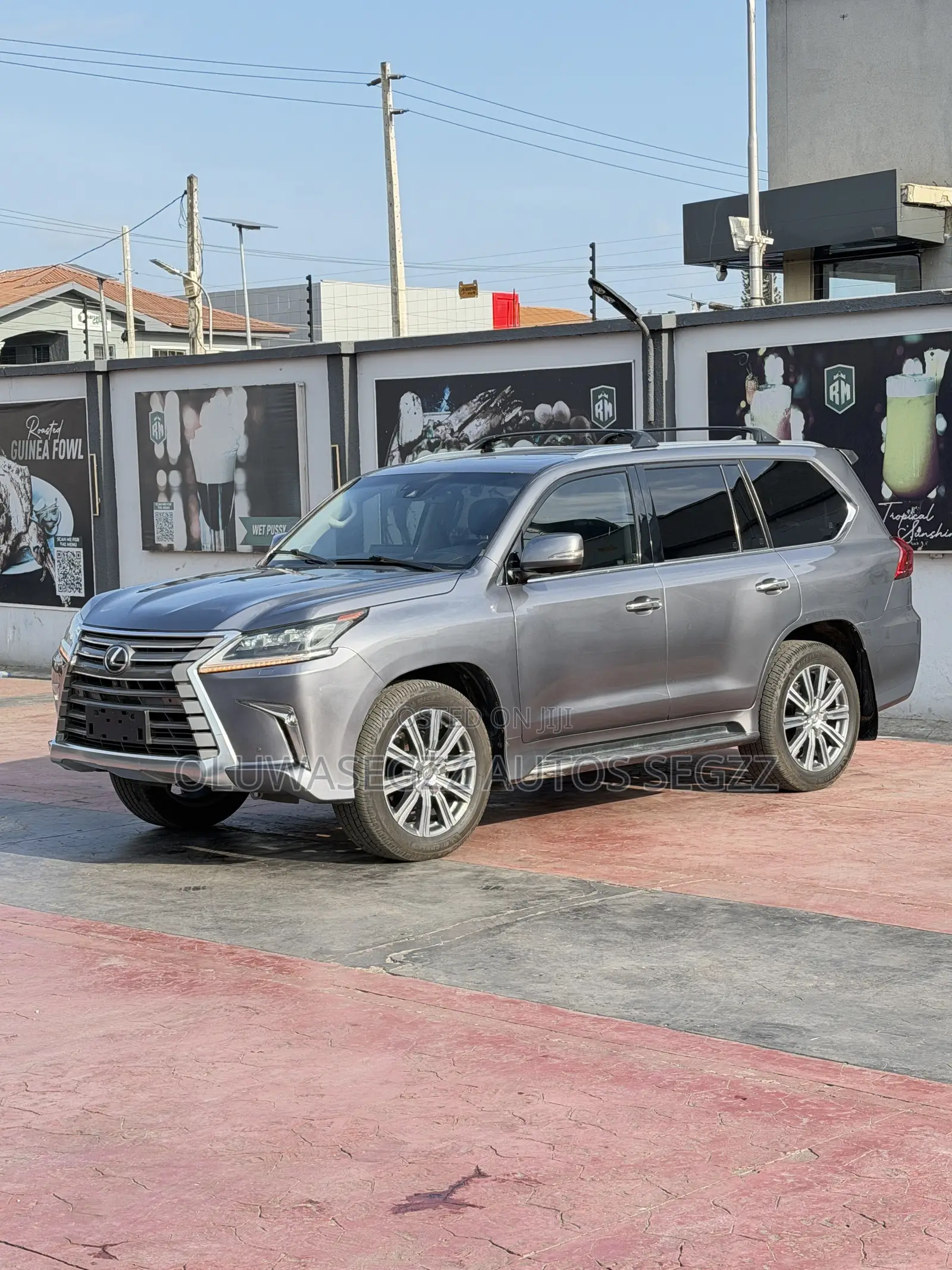 Lexus LX 570 AWD 2016 Gray