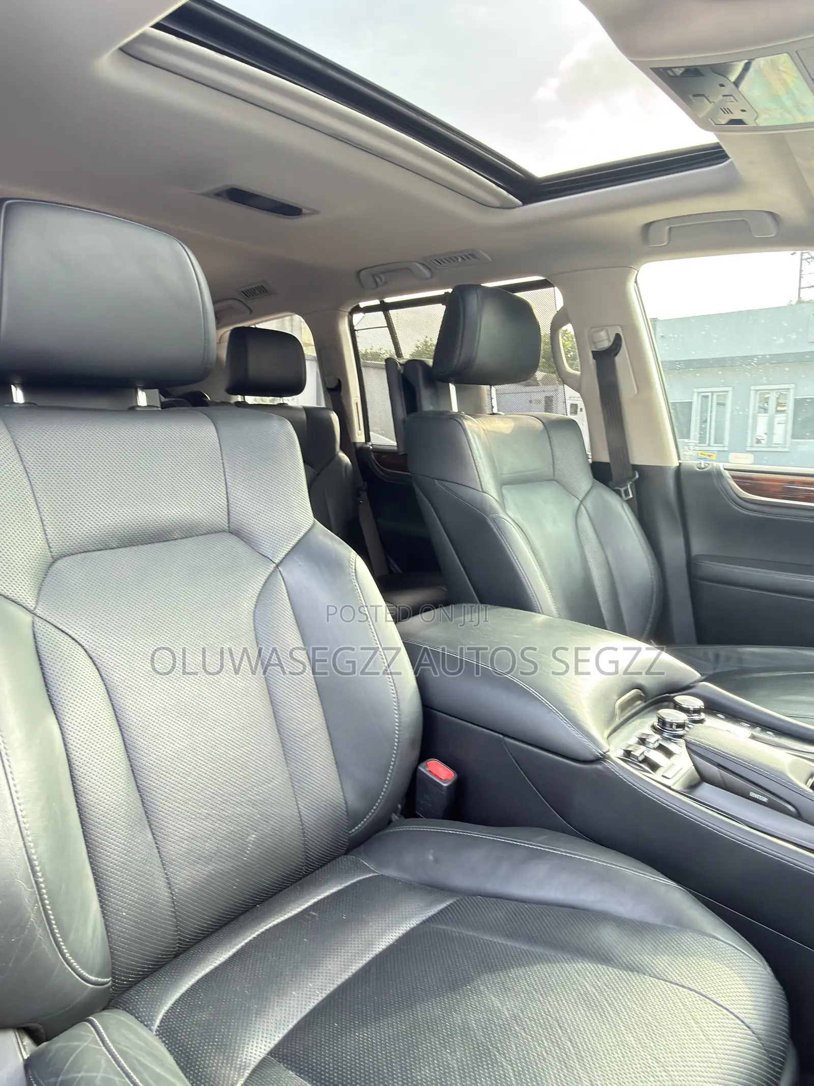 Lexus LX 570 AWD 2016 Gray
