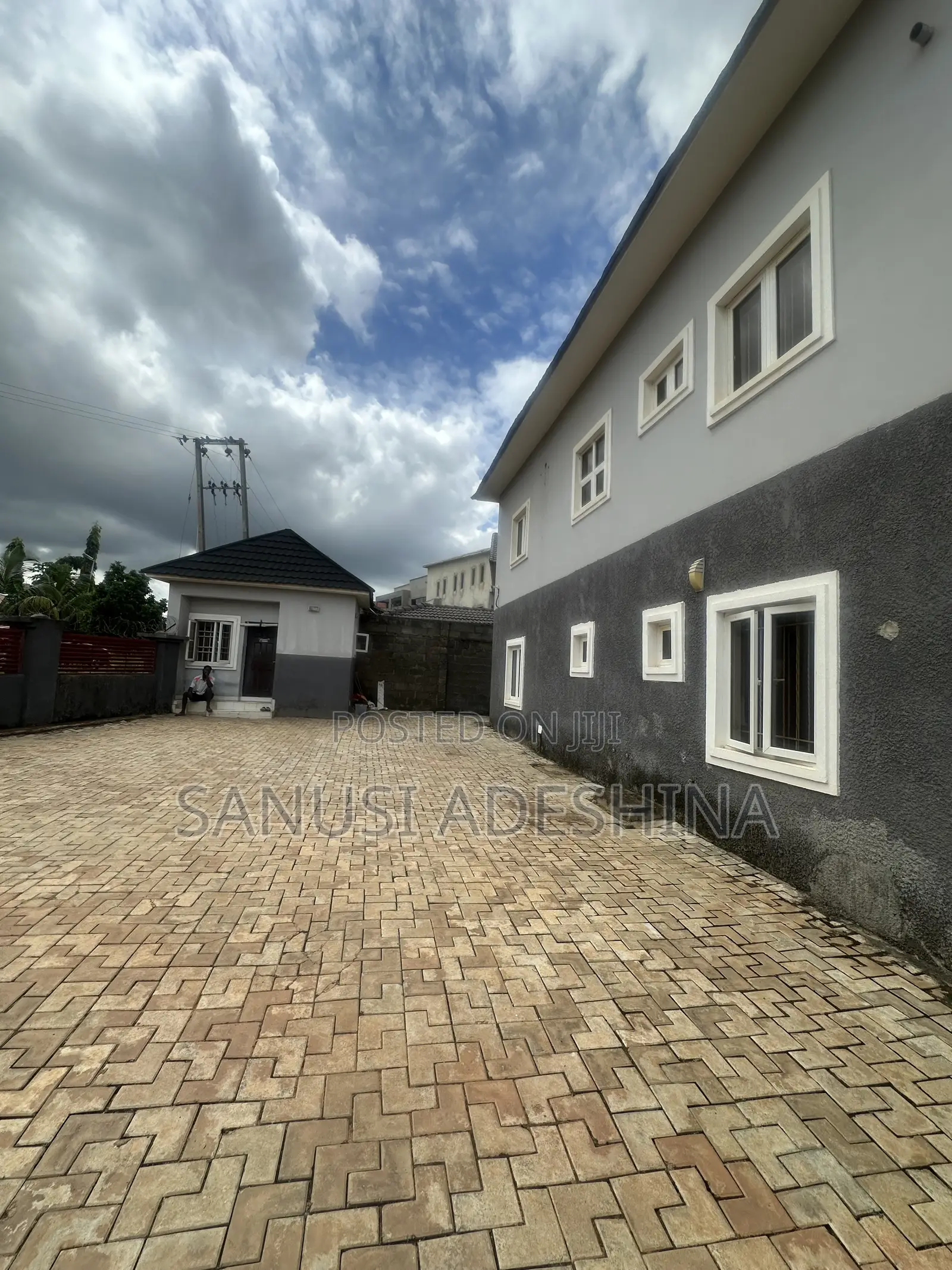 5bdrm Duplex in Life Camp,Fct Abuja for rent