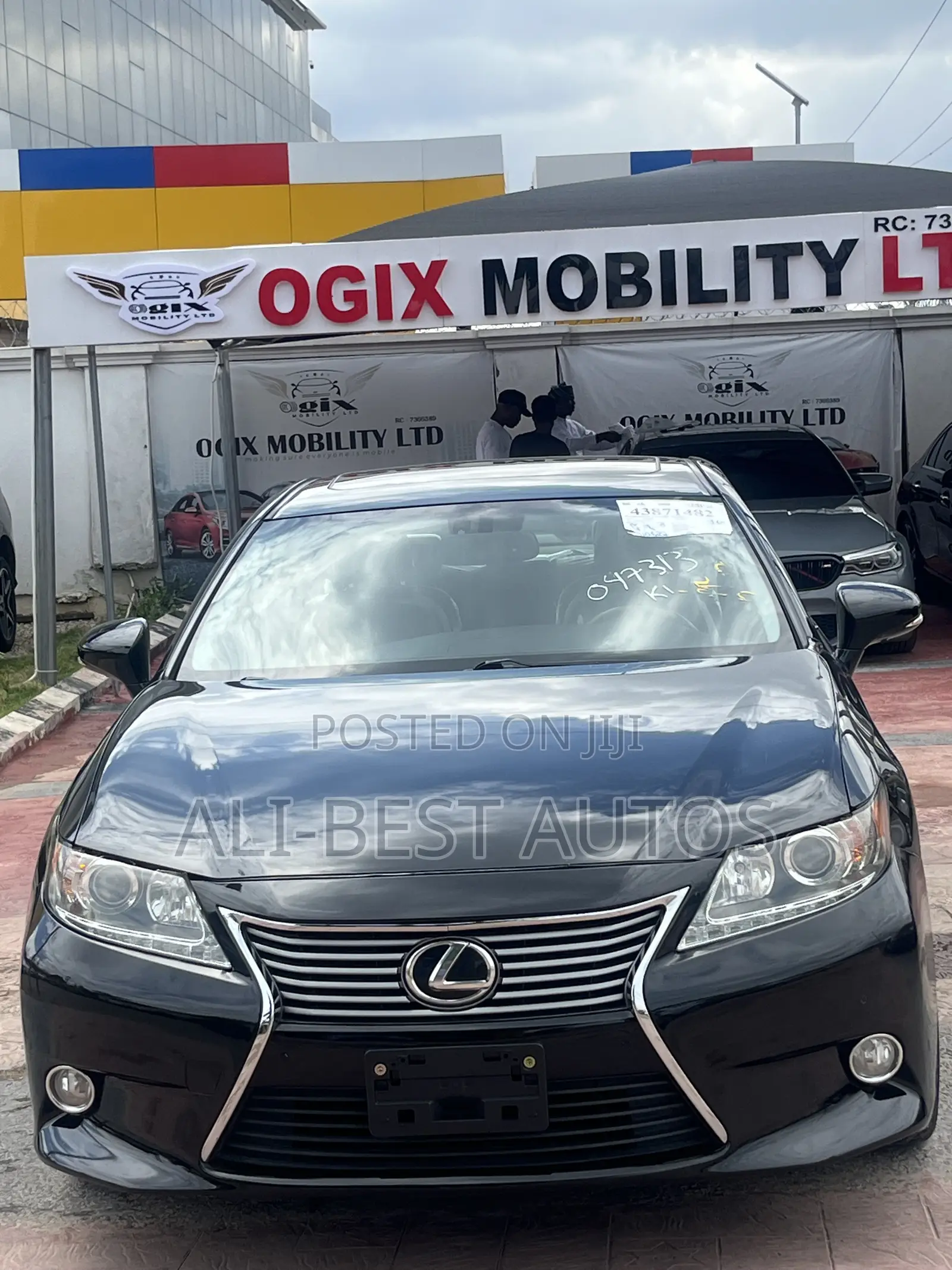 Lexus ES 2013 Black