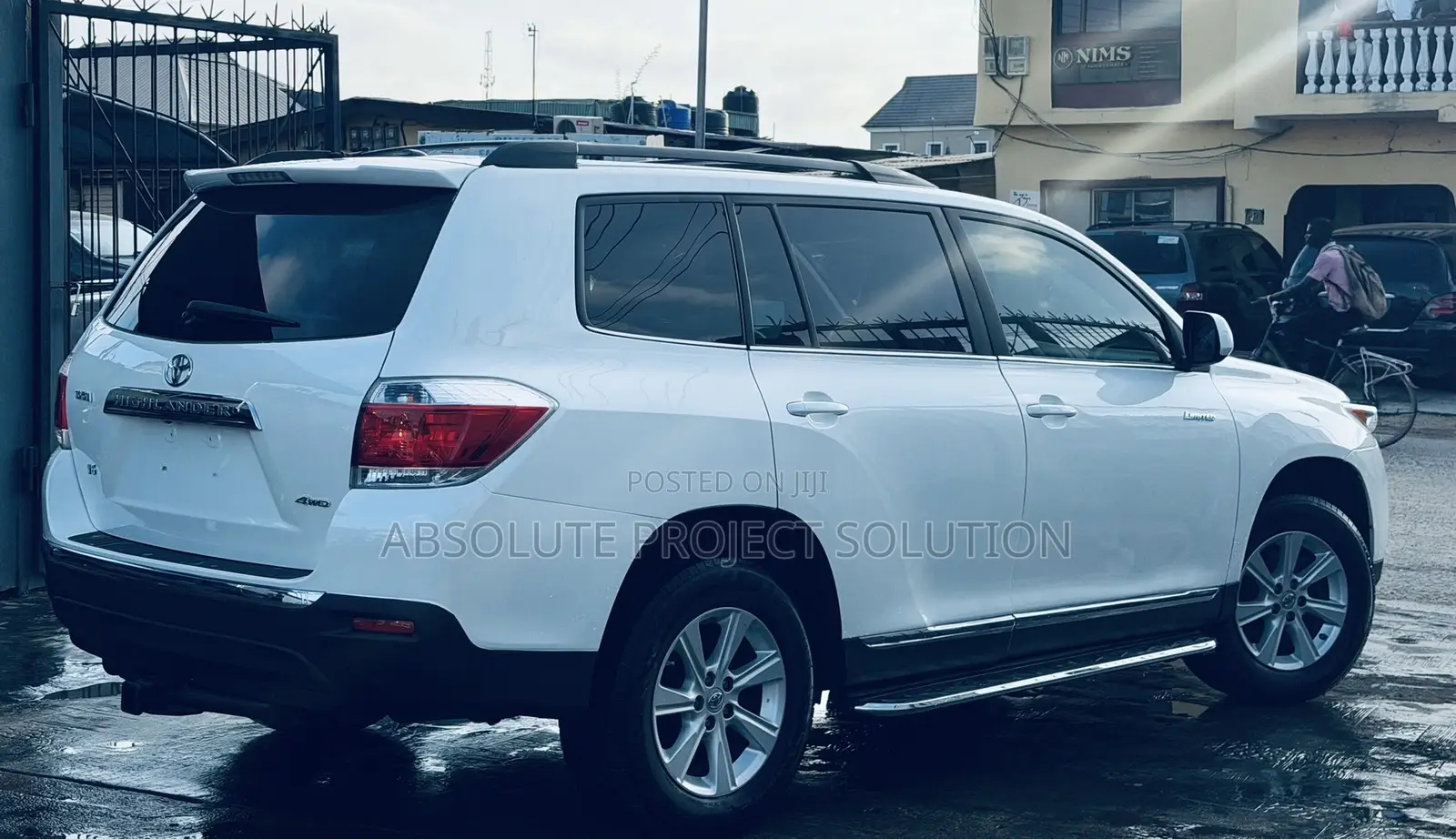 Toyota Highlander Limited 2012 White