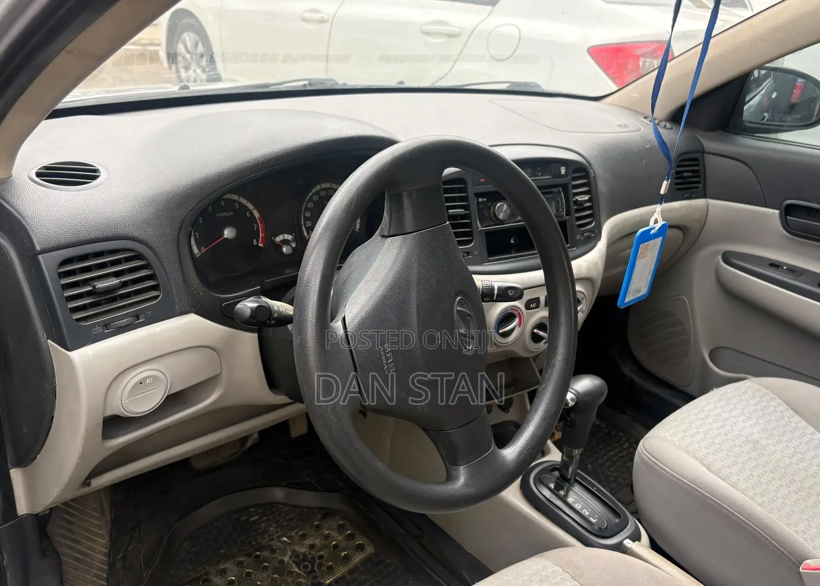 Hyundai Accent 2009 Silver