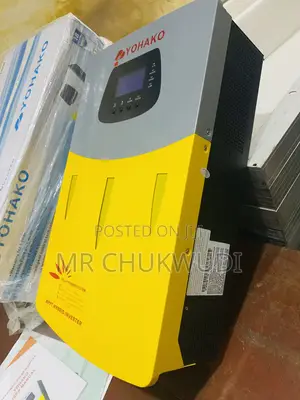 2.5kva 24v Yohako Hybrid Solar Inverters With MPPT
