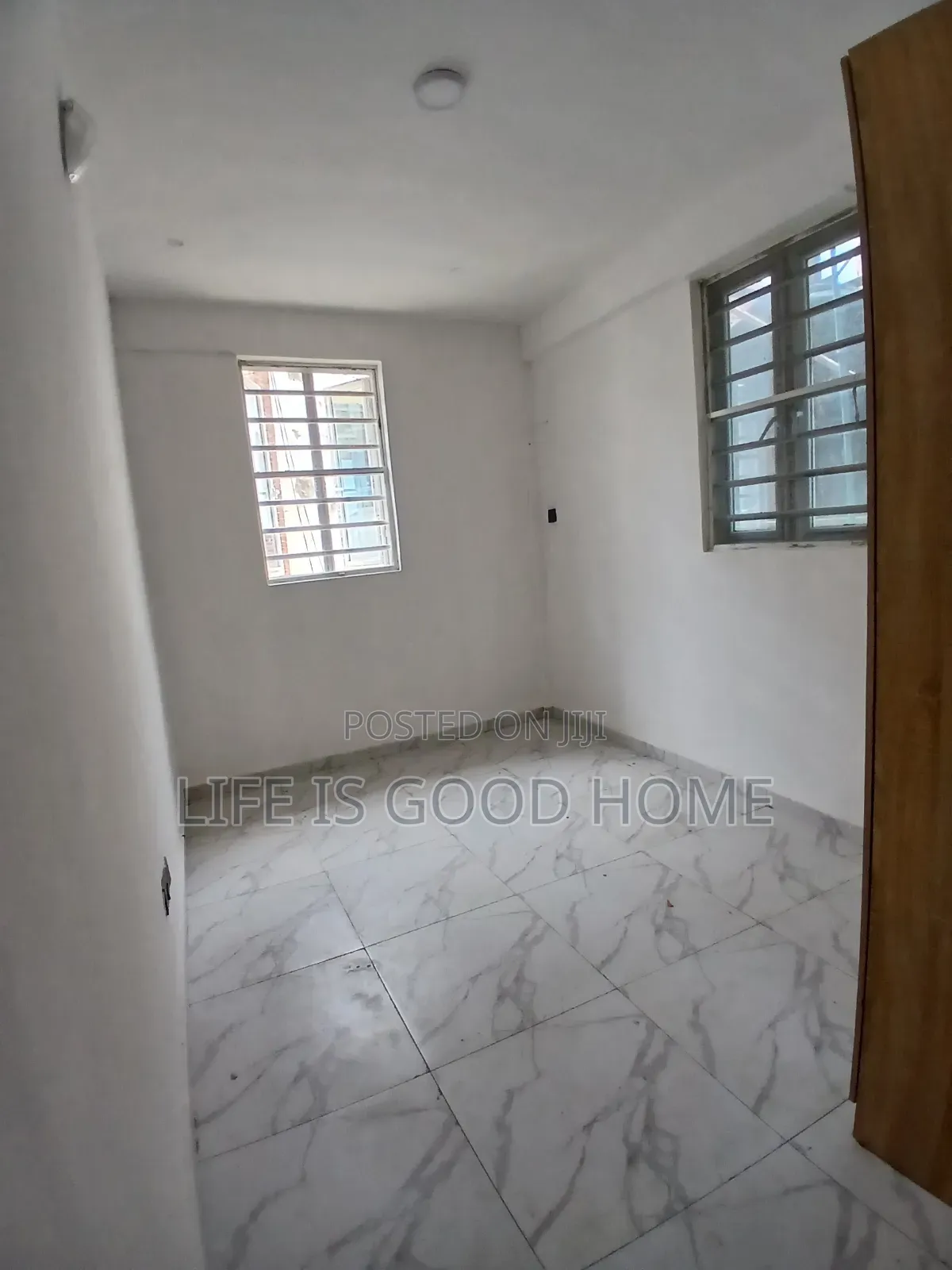 2bdrm Apartment in Royal Pine, Chevron for rent