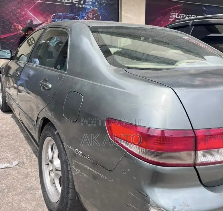 Honda Accord 2004 Gray