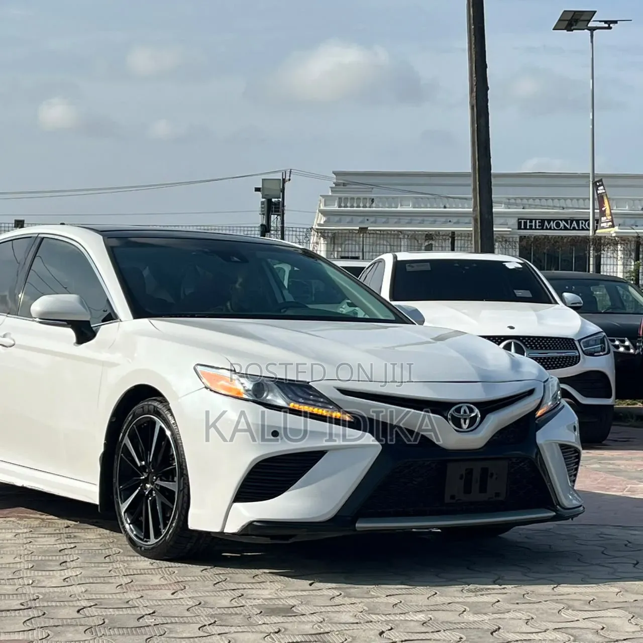 Toyota Camry XSE (2.5L 4cyl 8A) 2019 White