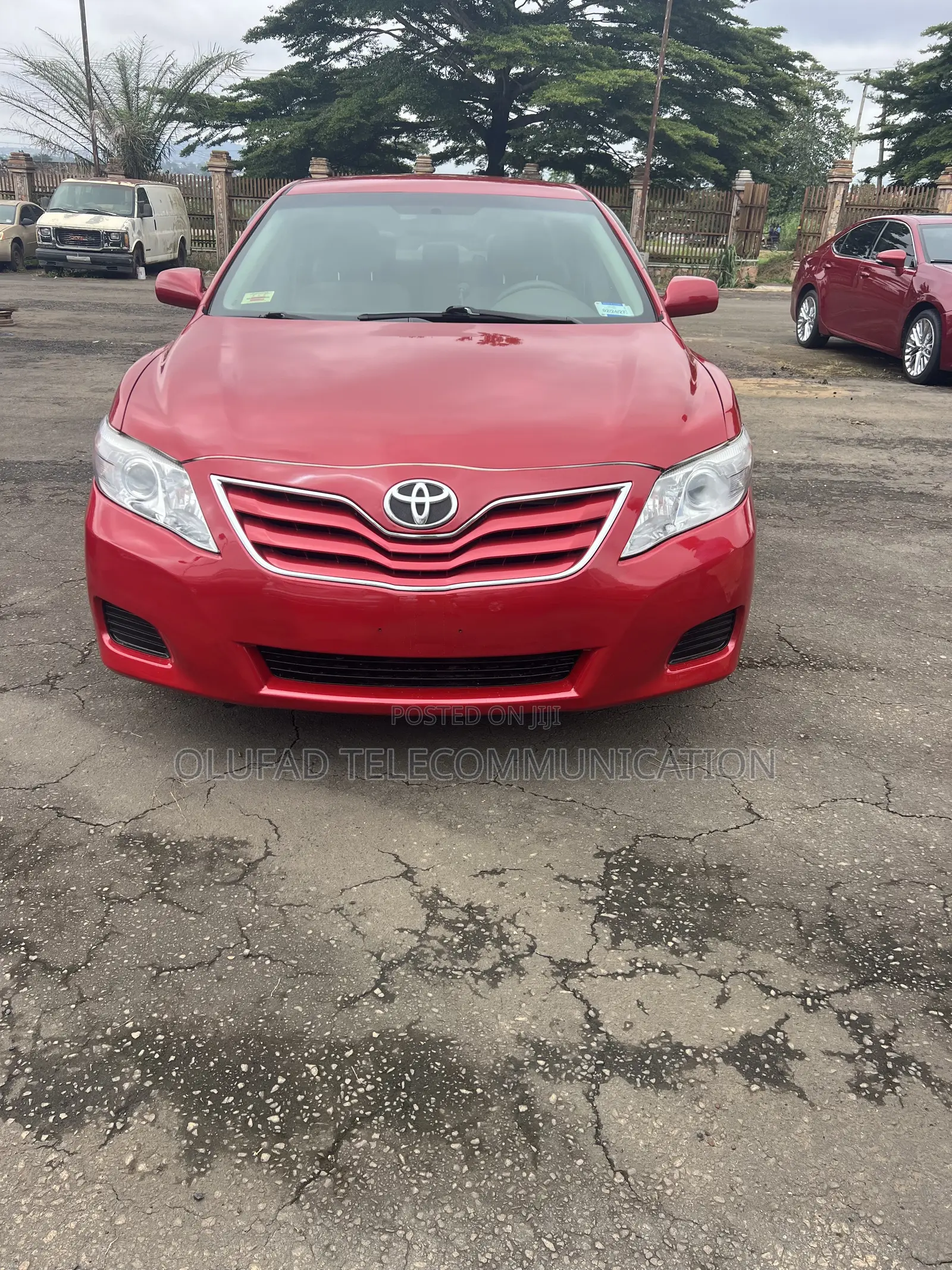 Toyota Camry LE 4dr Sedan (2.5L 4cyl 6A) 2011 Red