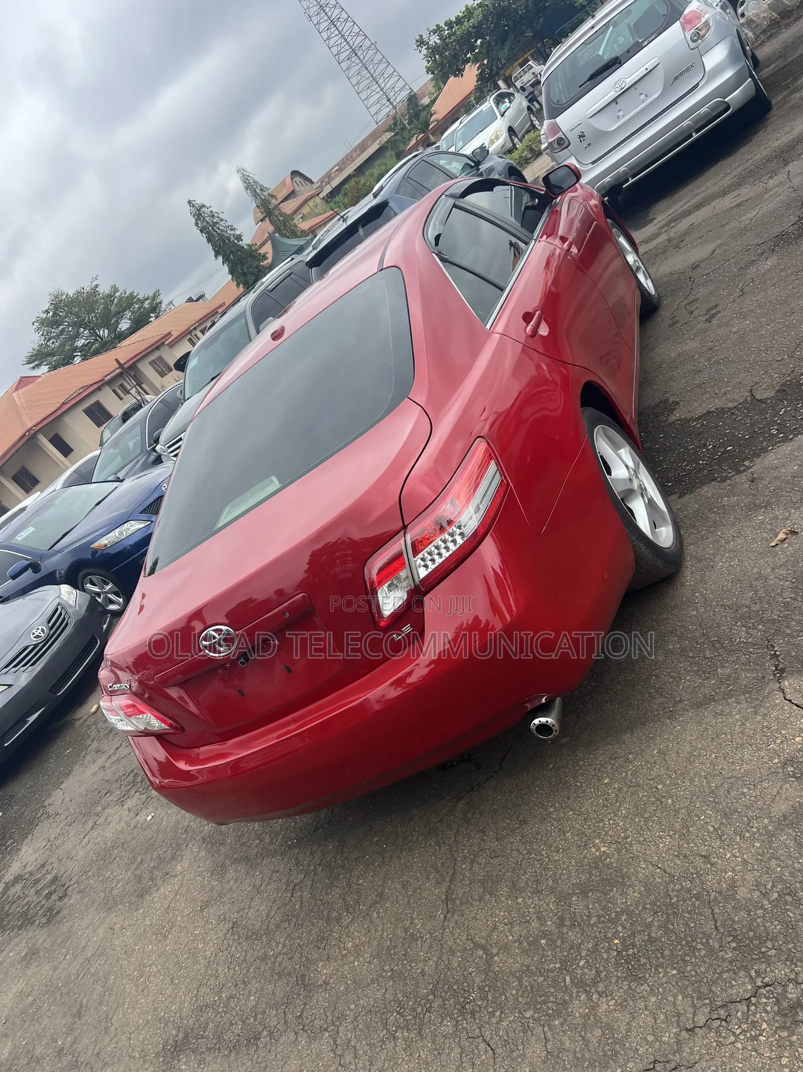Toyota Camry LE 4dr Sedan (2.5L 4cyl 6A) 2011 Red