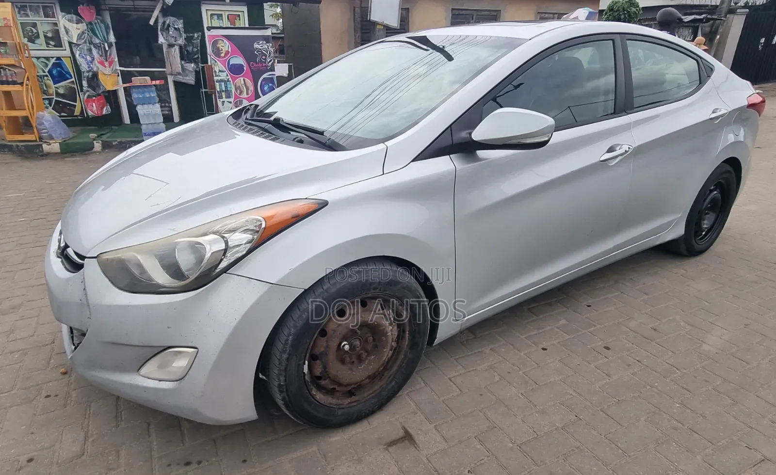 Hyundai Elantra Limited Sedan FWD (1.8L 4cyl 6A) 2013 Silver