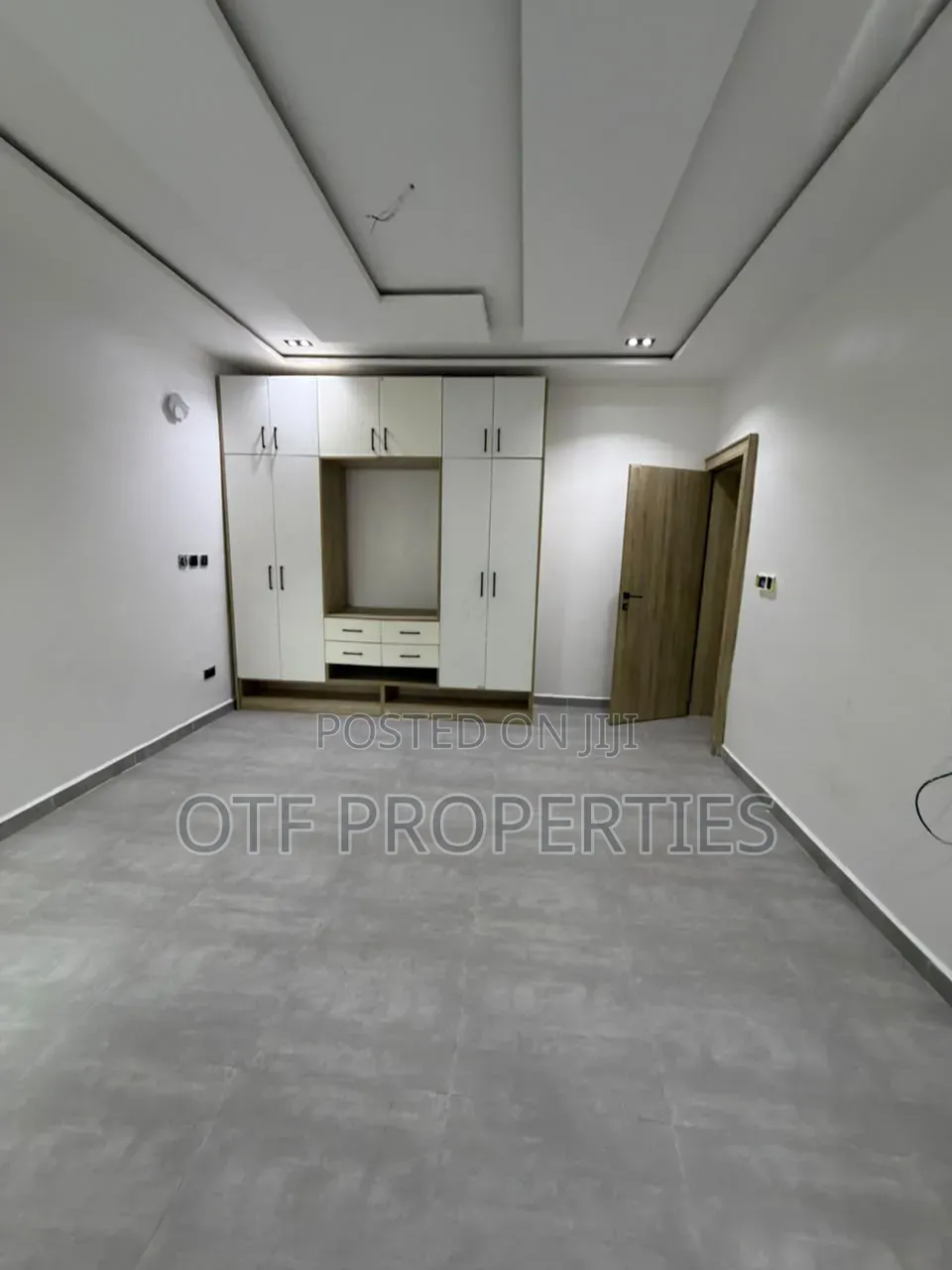 5bdrm Duplex in Wuse for rent