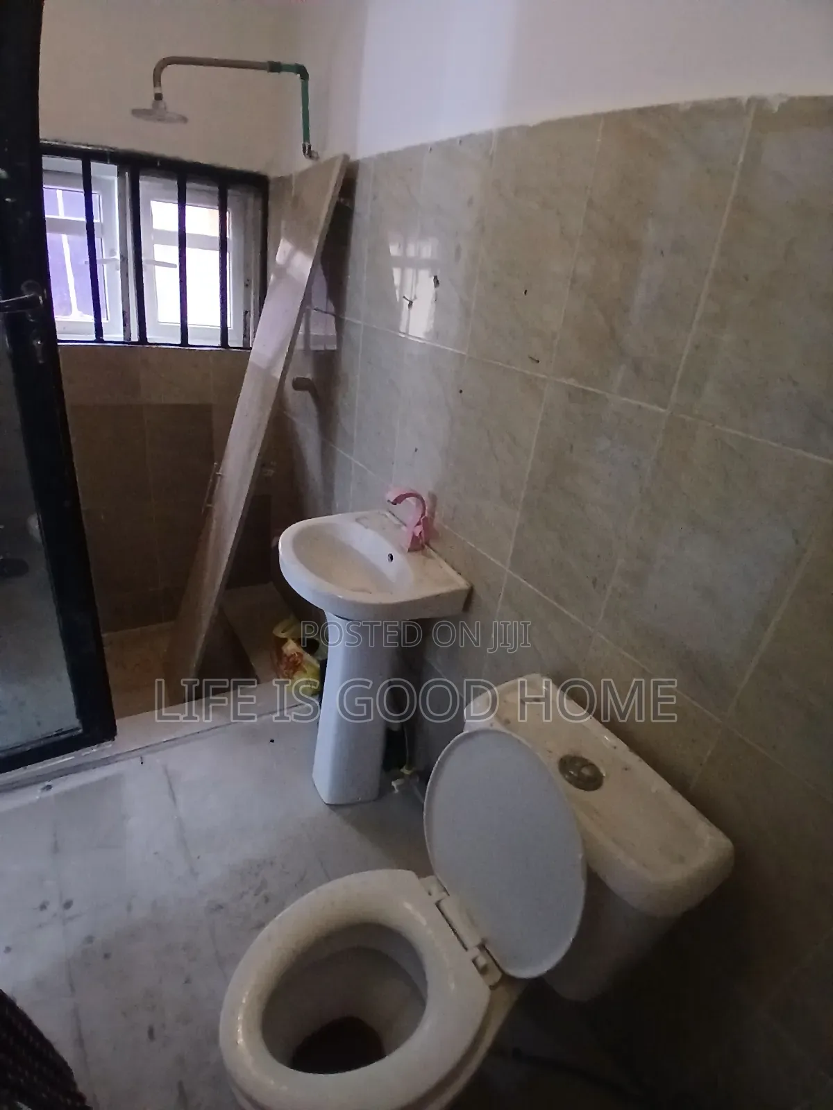 Studio Apartment in City Bay Estate, Ikate for rent