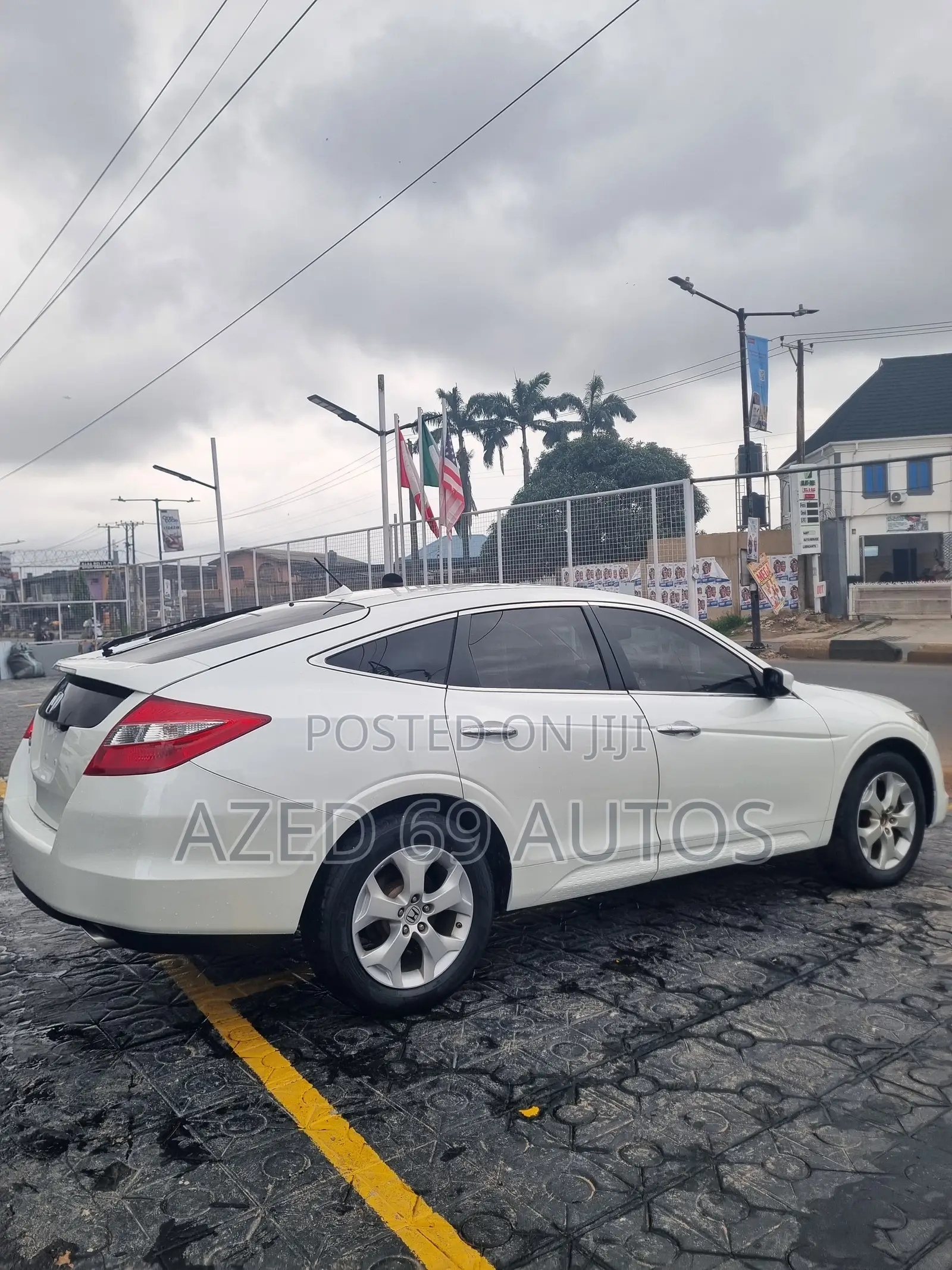 Honda Accord Crosstour 2011 White