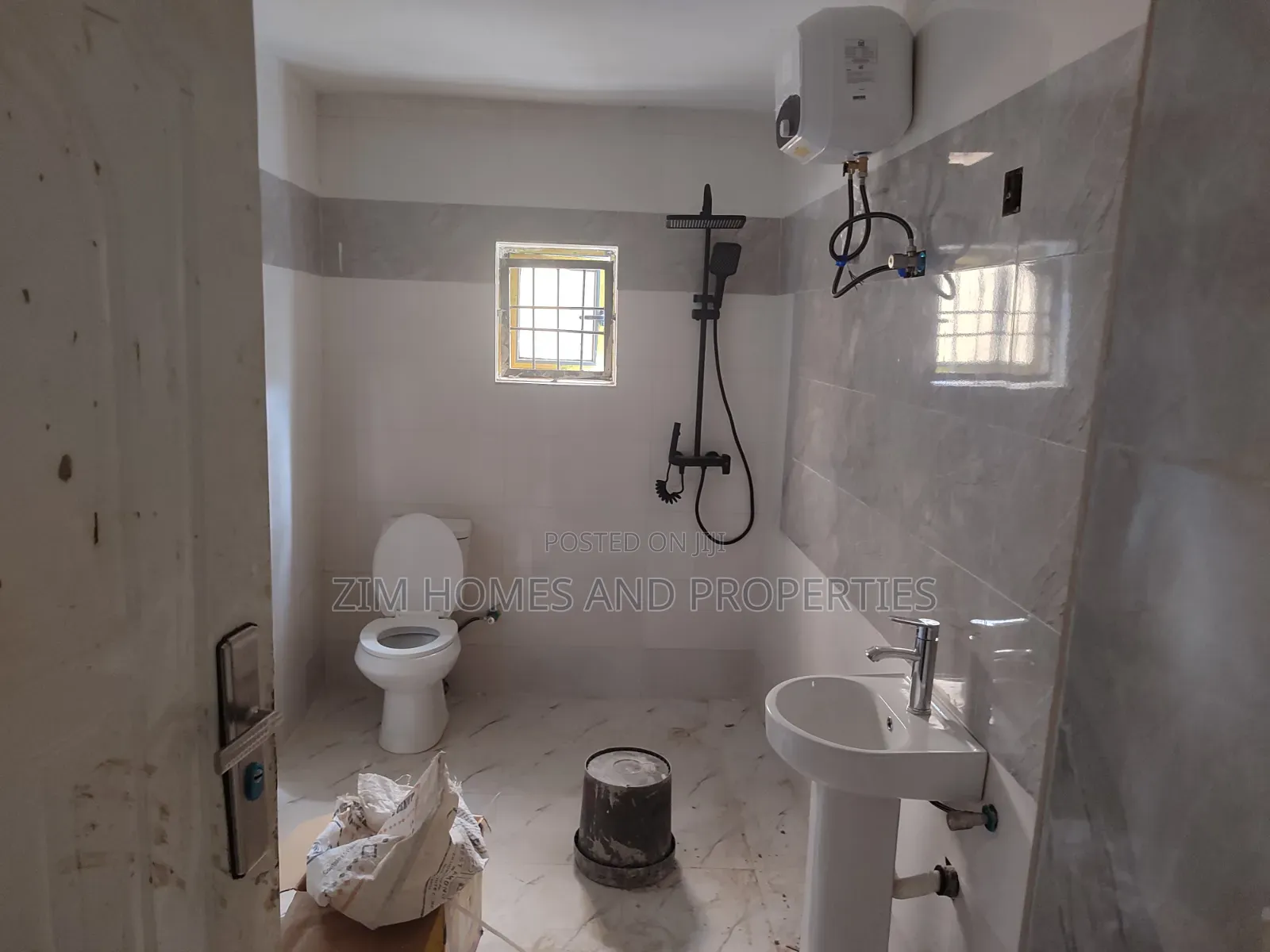 1bdrm Bungalow in Zim Homes And, Area 11 for rent