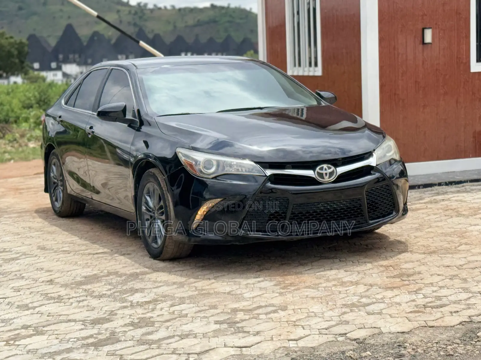 Toyota Camry SE 4dr Sedan (2.5L 4cyl 6A) 2015 Black