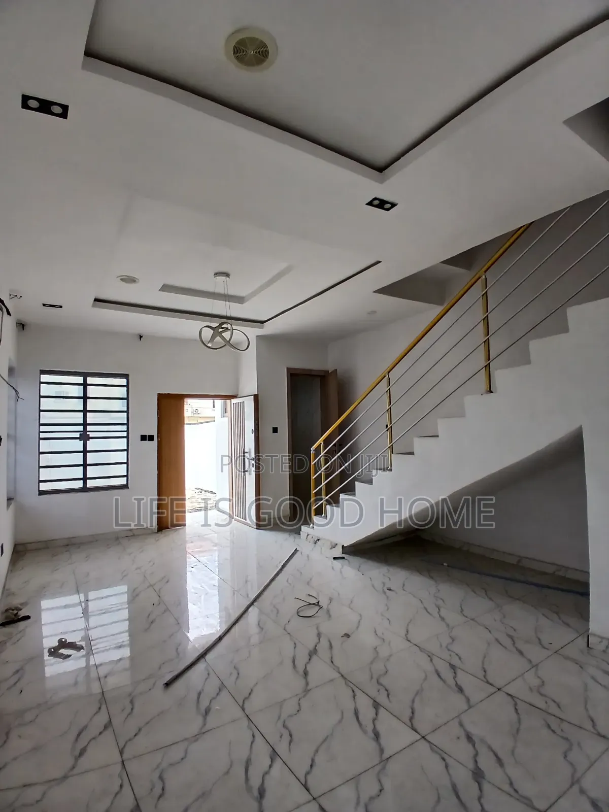 4bdrm Duplex in Llc Close, Chevron for rent