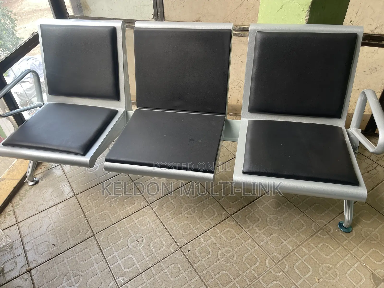 Heavy Duty 3 in 1 Waiting Chair