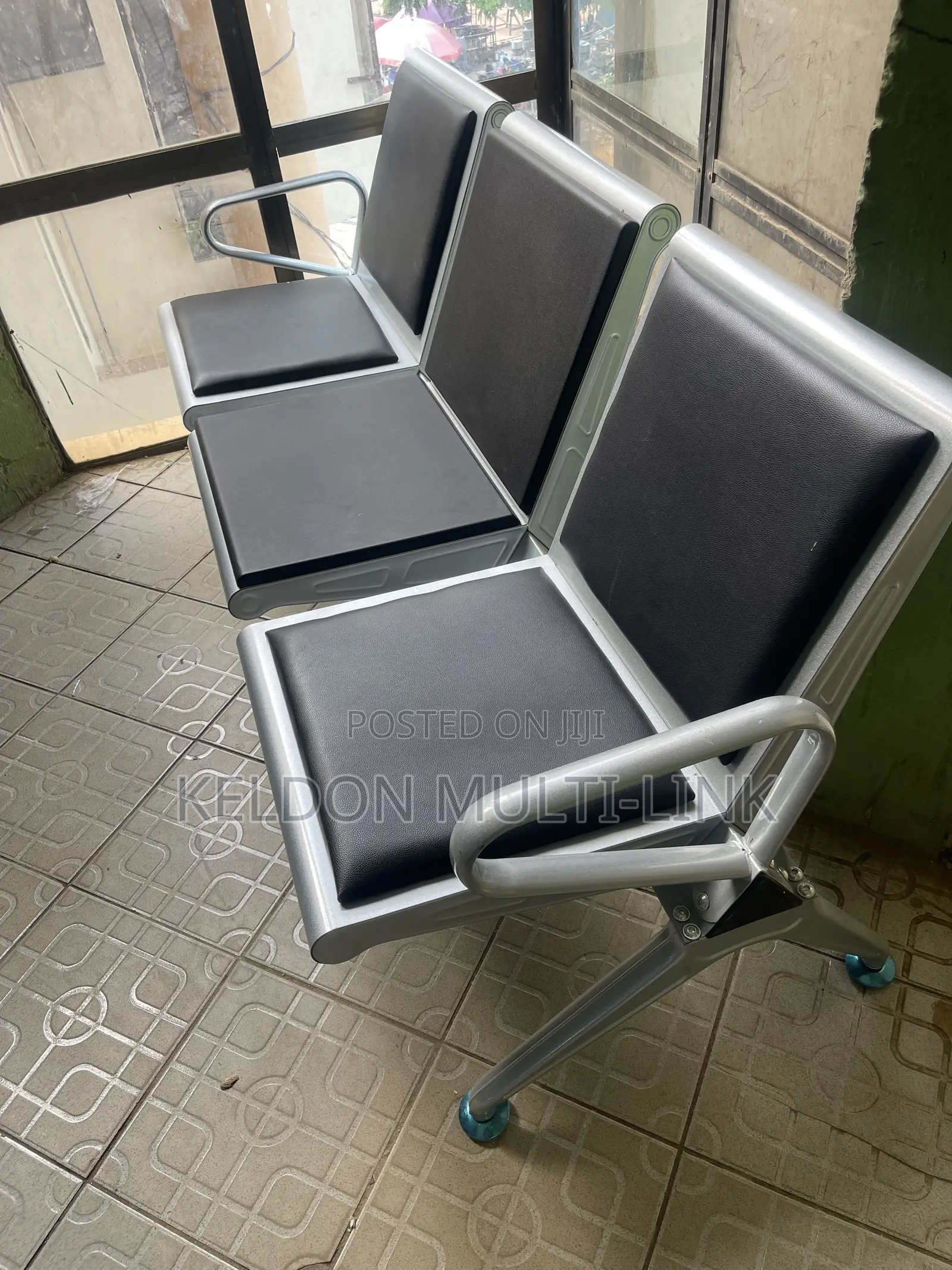 Heavy Duty 3 in 1 Waiting Chair