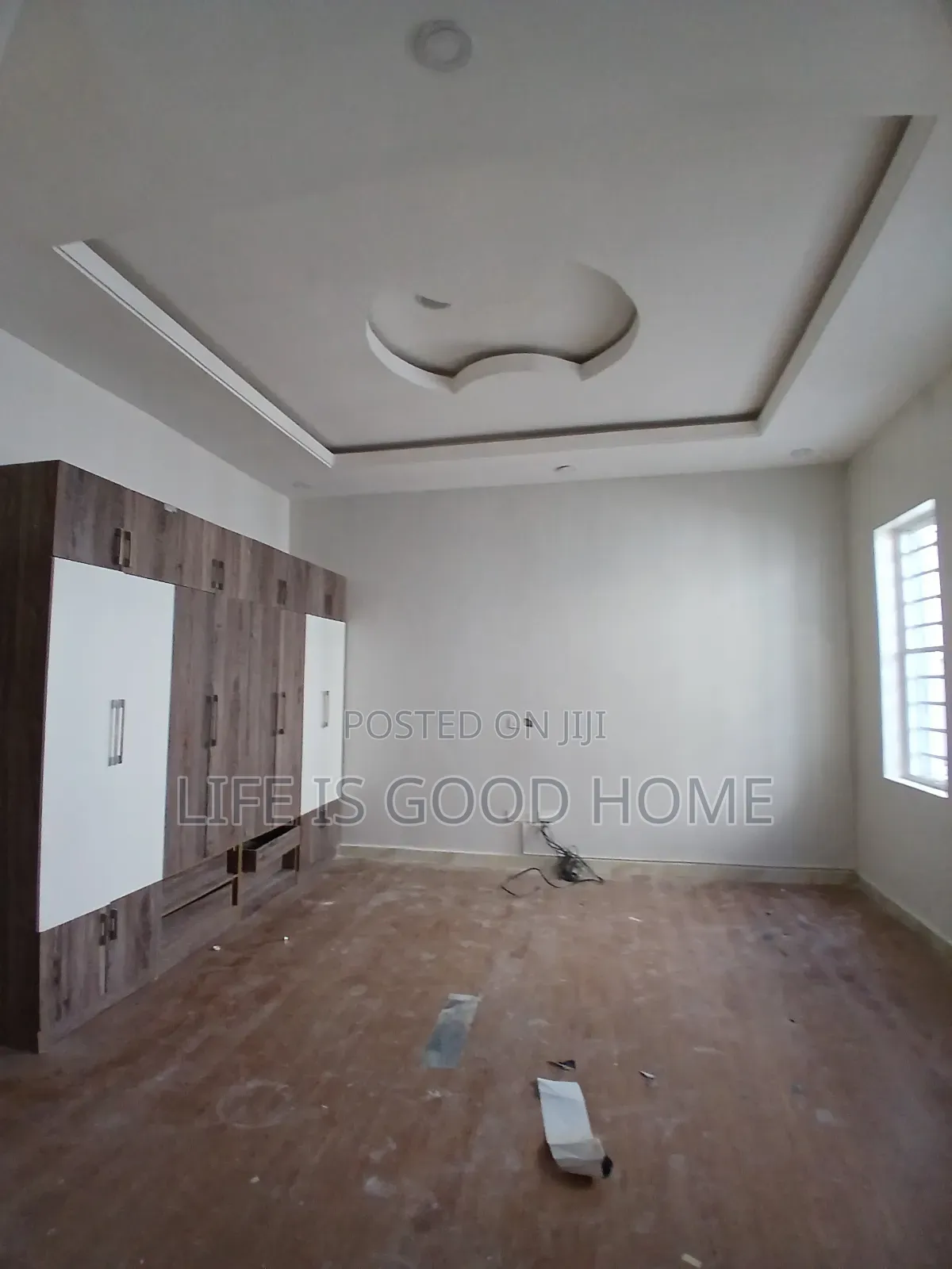 Studio Apartment in Royal Pine, Chevron for rent