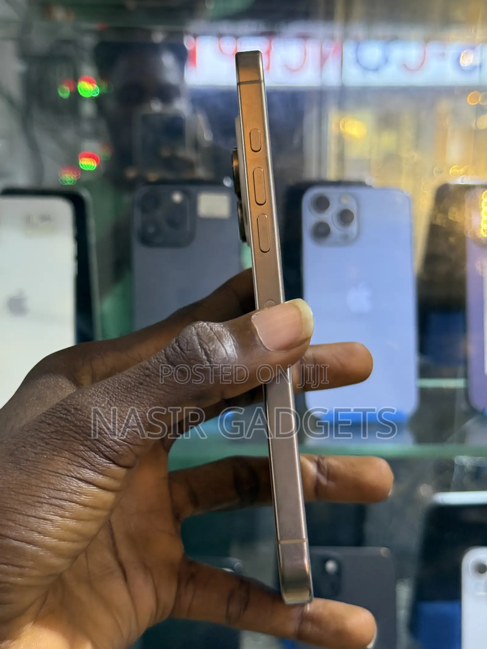 Apple iPhone 16 Pro Max 256 GB Gold