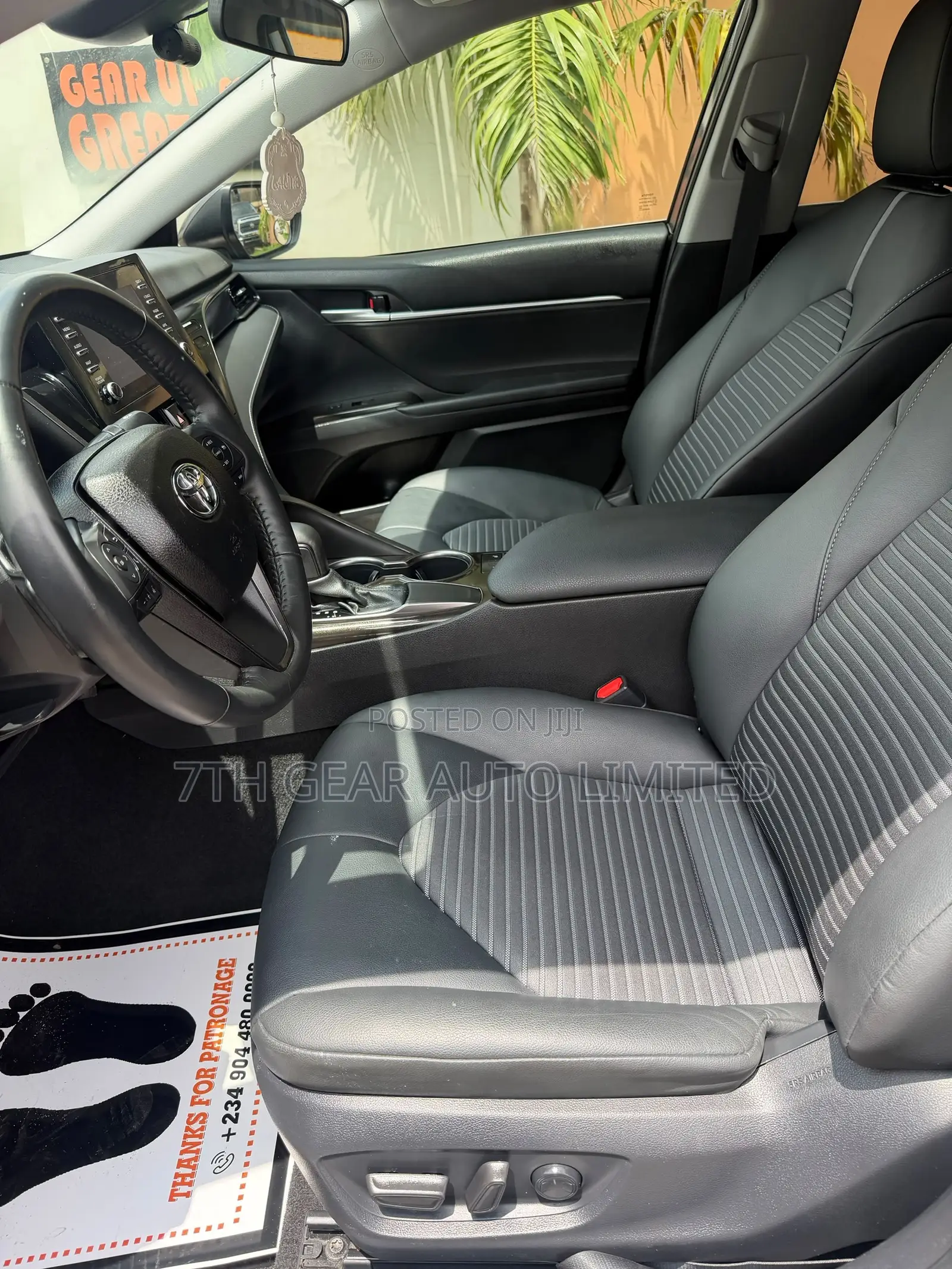 Toyota Camry SE 2023 Gray