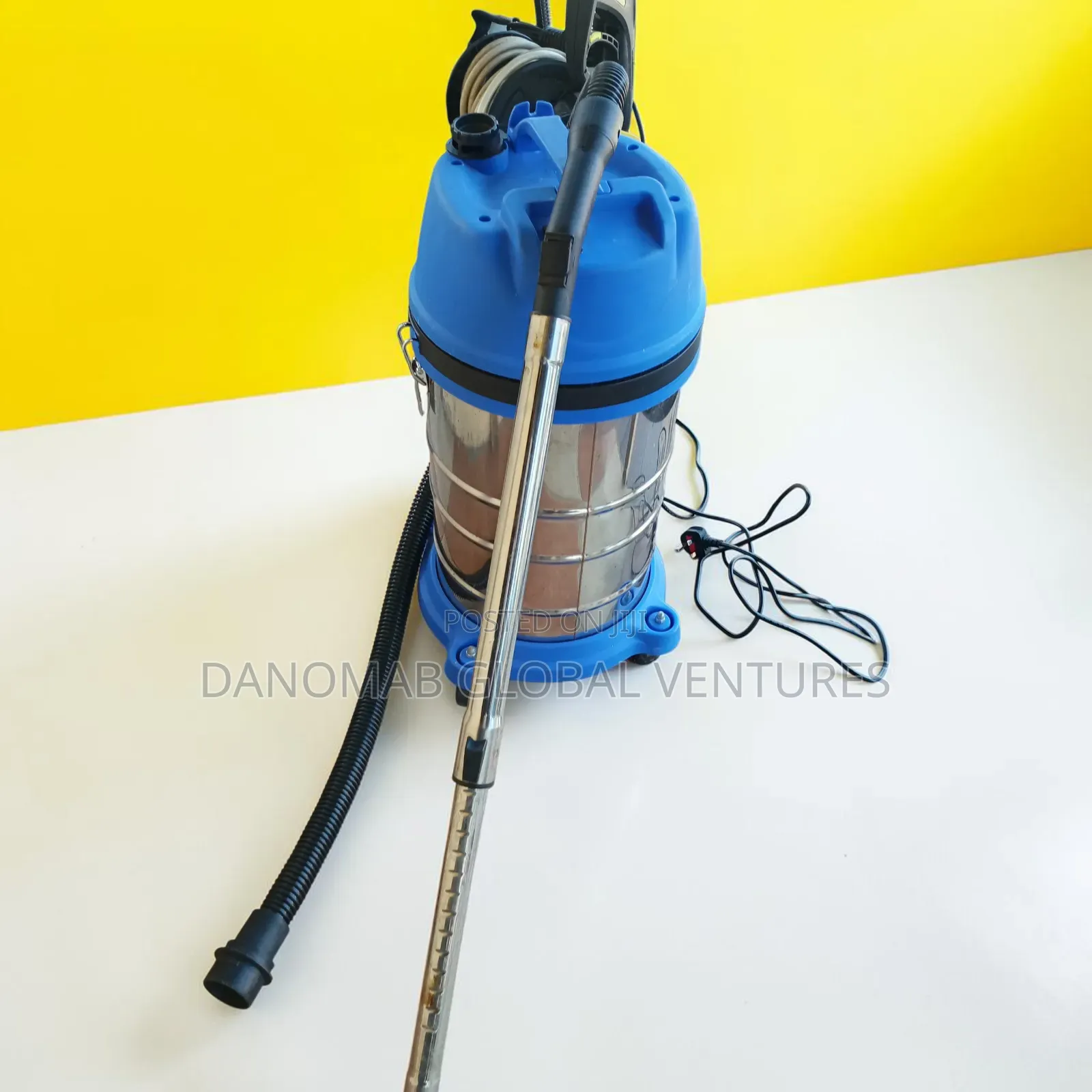 Industrial Wet and Dry Vacuum Cleaner With Inbuilt Blower 4 Tough Jobs