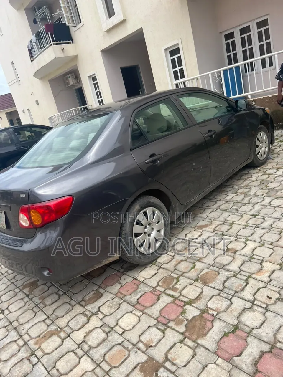Toyota Corolla LE 4dr Sedan (1.8L 4cyl 4A) 2010 Gray