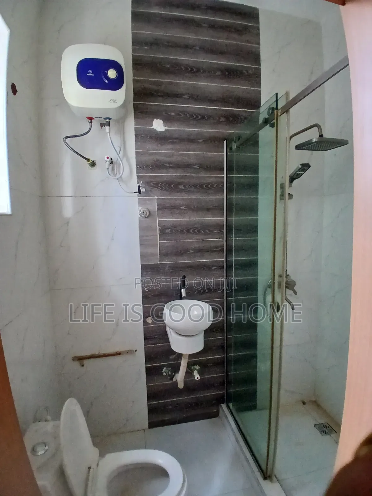 1bdrm Shared Apartment in Garred Estate, Chevron for rent