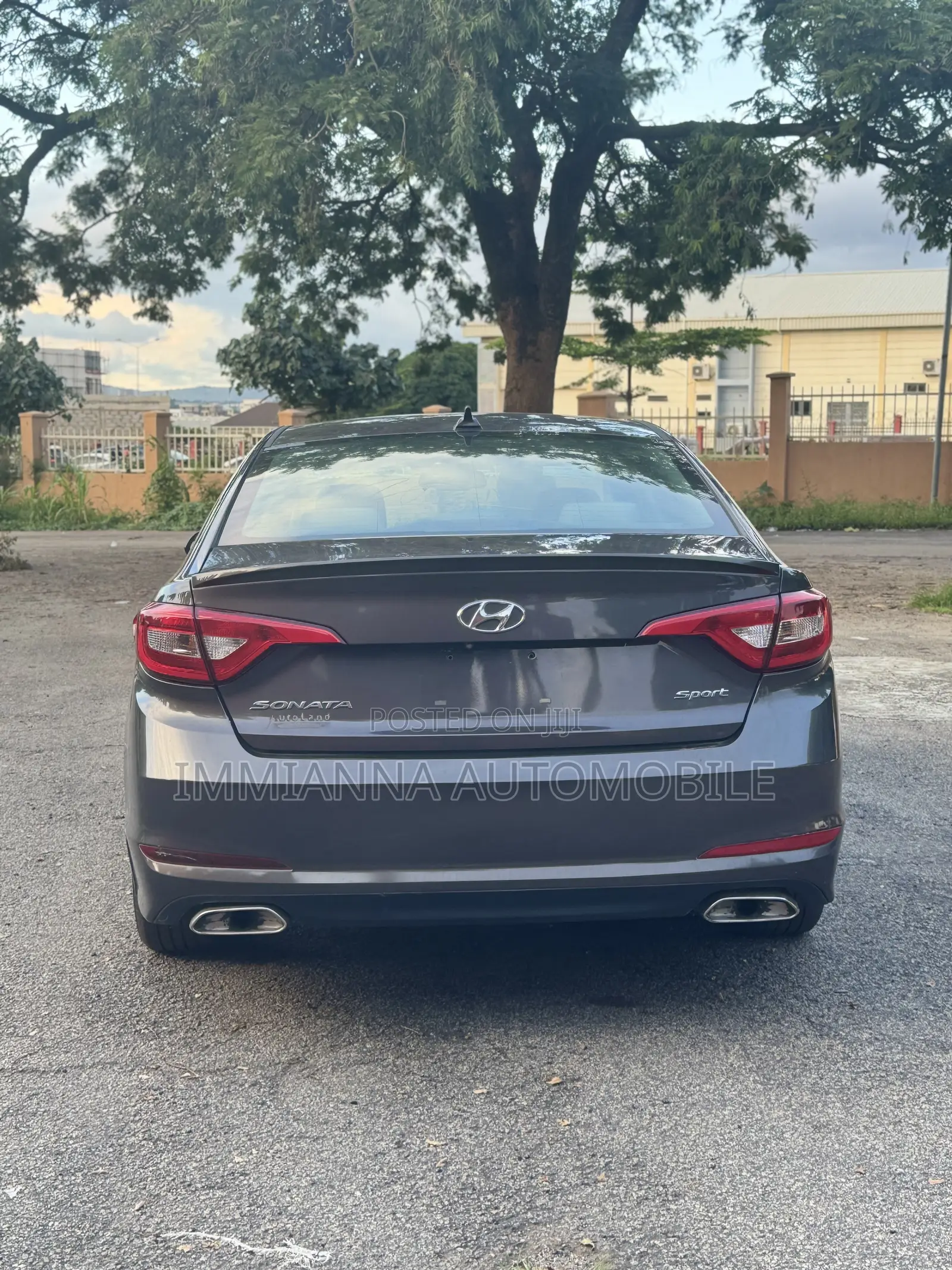 Hyundai Sonata Sport 2.0T Sedan FWD (2.0L 4cyl 6A) 2017 Gray