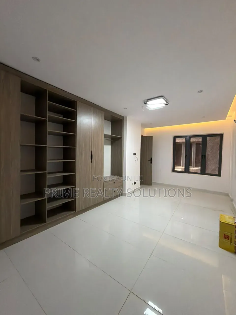 3bdrm Apartment in Banana Island for rent
