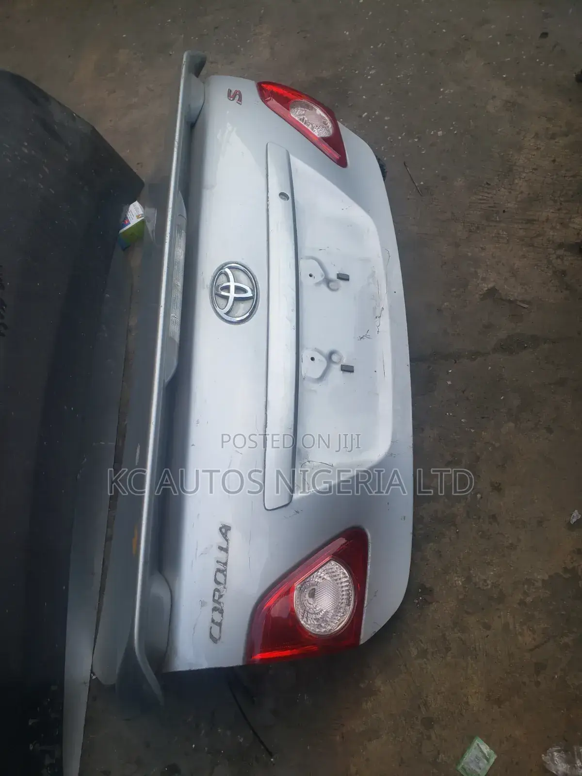 Boot Toyota Corolla 2019